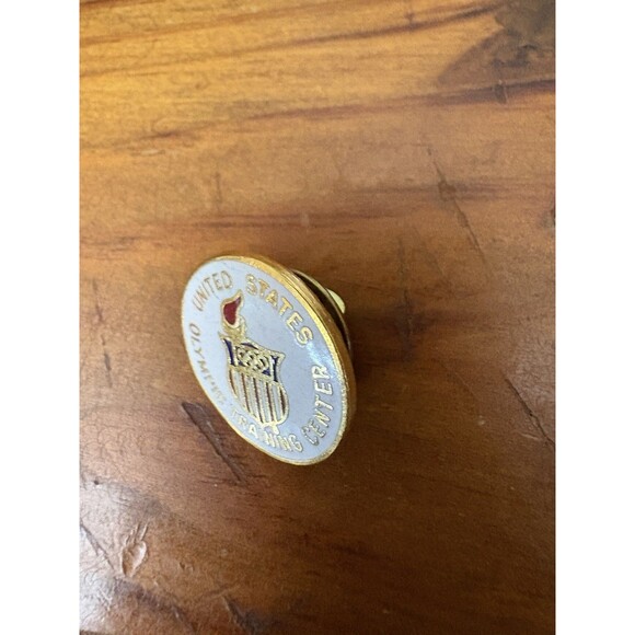 Vintage United States Olympic Training Center Pin Lapel Pin Tie Tack - Picture 5 of 9